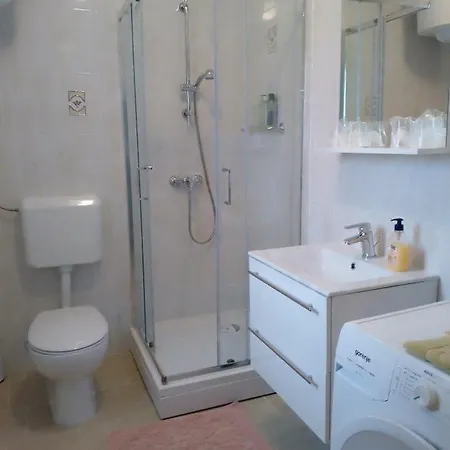 Apartment Apartma Bomar *