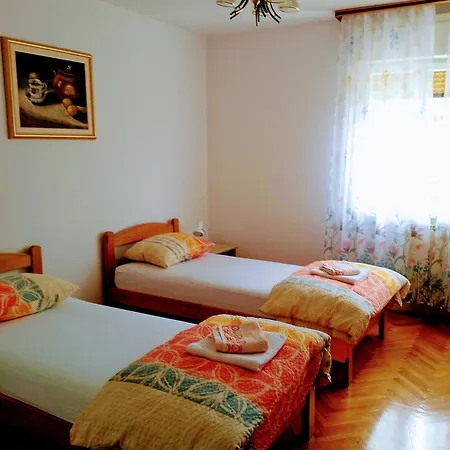 Apartma Bomar Koper